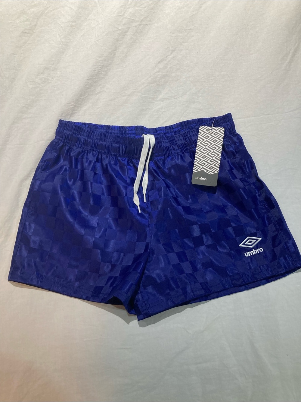 Vintage style Umbro Jacquard Shorts, Men’s size small, NWT!